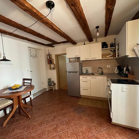 Cozy Holiday Apartment إيزولا المظهر الخارجي الصورة