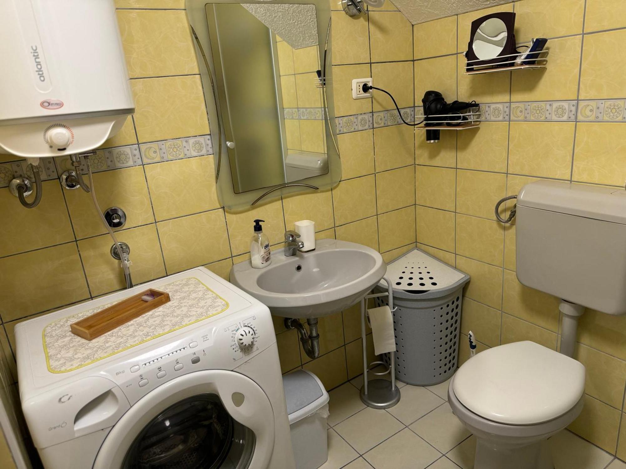 Cozy Holiday Apartment إيزولا المظهر الخارجي الصورة